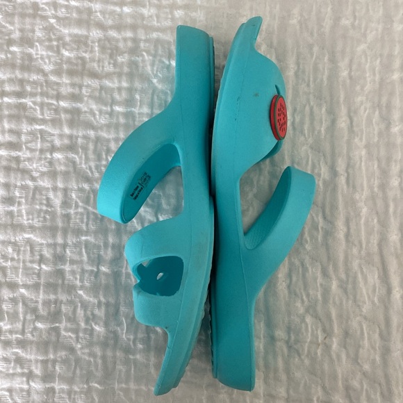 Crocs woman’s size 6 strapped sandals - Picture 7 of 10